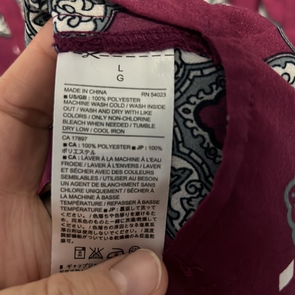 3/$20 banana  republic plum tank large - Picture 4 of 5